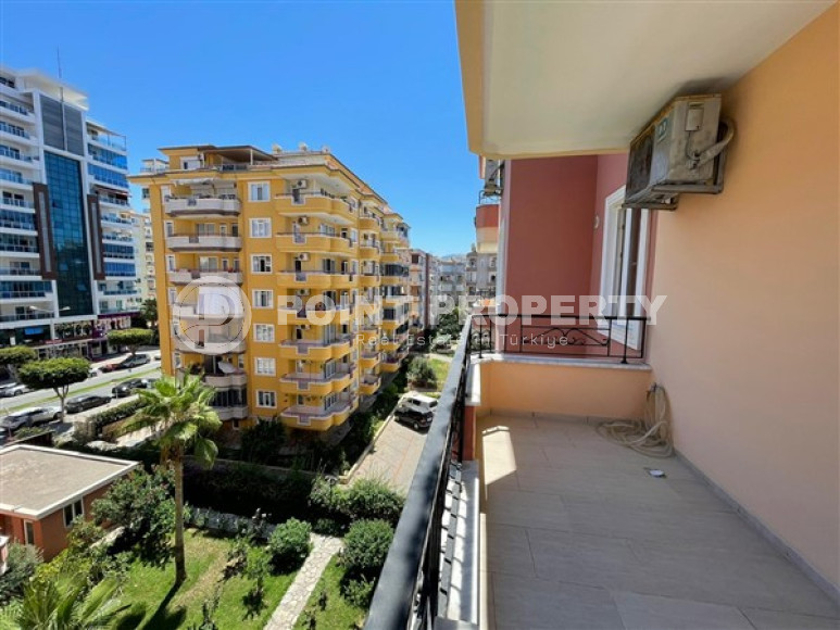 Three-room apartment 2+1 with expensive renovation on the first coastline, Mahmutlar, Alanya-id-2946-photo-10