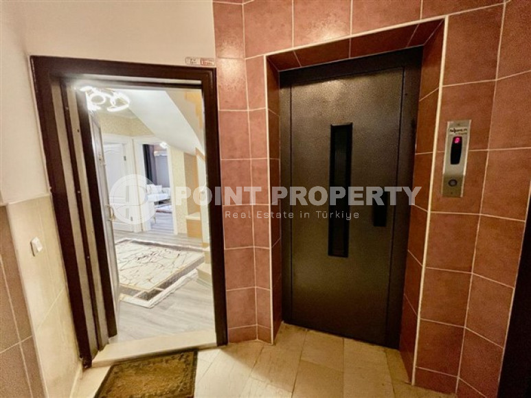 Элитный двухуровневый пентхаус 220 м² с дизайнерским ремонтом, Оба, Аланья-id-2947-фото-2