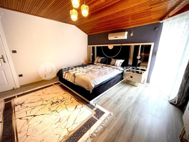 Элитный двухуровневый пентхаус 220 м² с дизайнерским ремонтом, Оба, Аланья-id-2947-фото-27