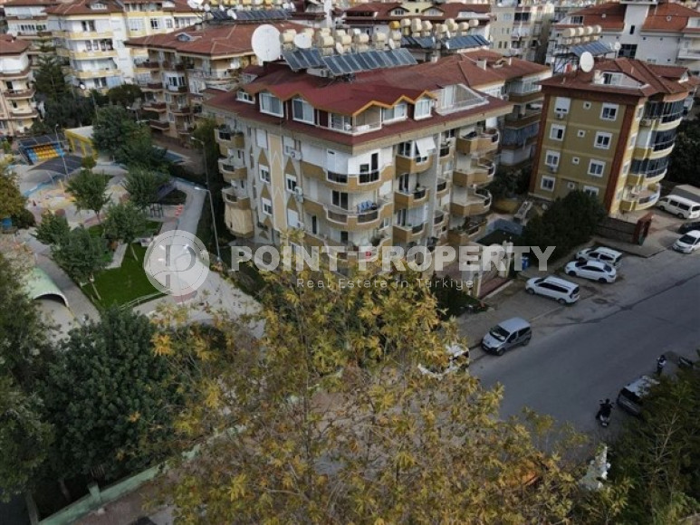 Светлая и удобная квартира на 1 этаже турецкого дома, в 100 метрах от пляжа Клеопатра, центр Аланьи-id-2942-фото-2