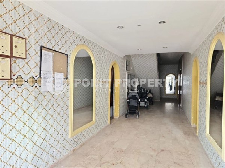 Светлая и удобная квартира на 1 этаже турецкого дома, в 100 метрах от пляжа Клеопатра, центр Аланьи-id-2942-фото-5