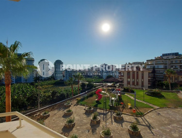 Furnished apartment 2+1, 130m², renovated and new furniture, in a well-maintained complex in Alanya - Mahmutlar-id-1260-photo-4