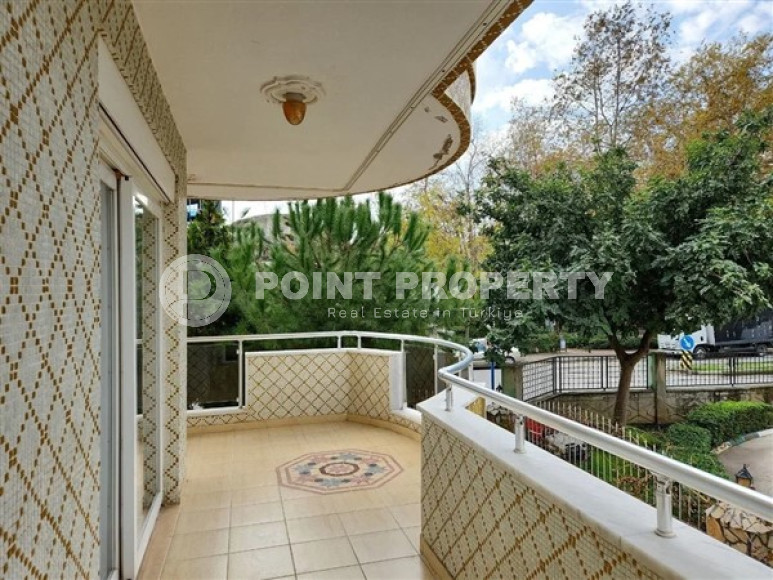 Светлая и удобная квартира на 1 этаже турецкого дома, в 100 метрах от пляжа Клеопатра, центр Аланьи-id-2942-фото-19