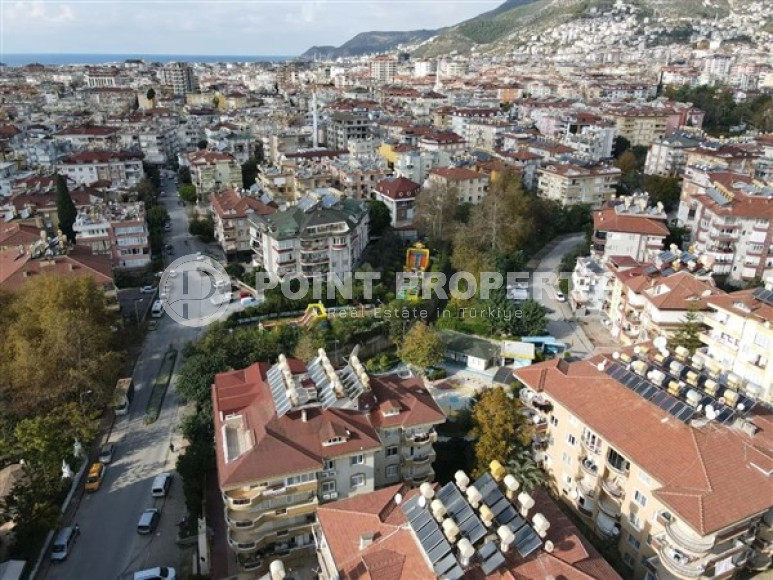 Светлая и удобная квартира на 1 этаже турецкого дома, в 100 метрах от пляжа Клеопатра, центр Аланьи-id-2942-фото-24