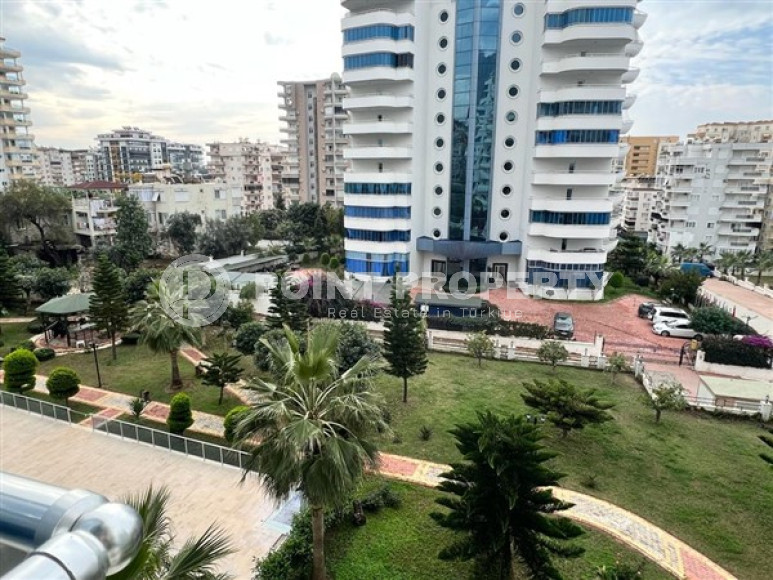 Elegant two-room apartment in Mahmutlar area, 300 meters from shops and restaurants-id-2950-photo-29