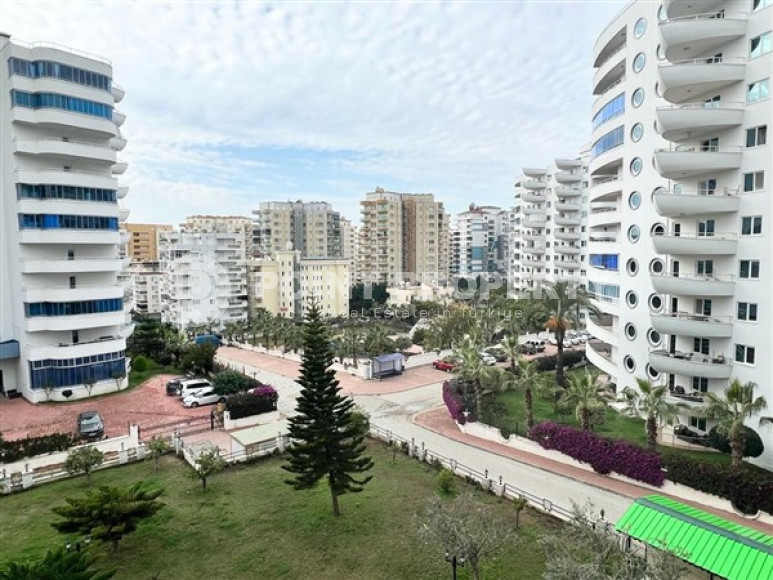 Elegant two-room apartment in Mahmutlar area, 300 meters from shops and restaurants-id-2950-photo-30