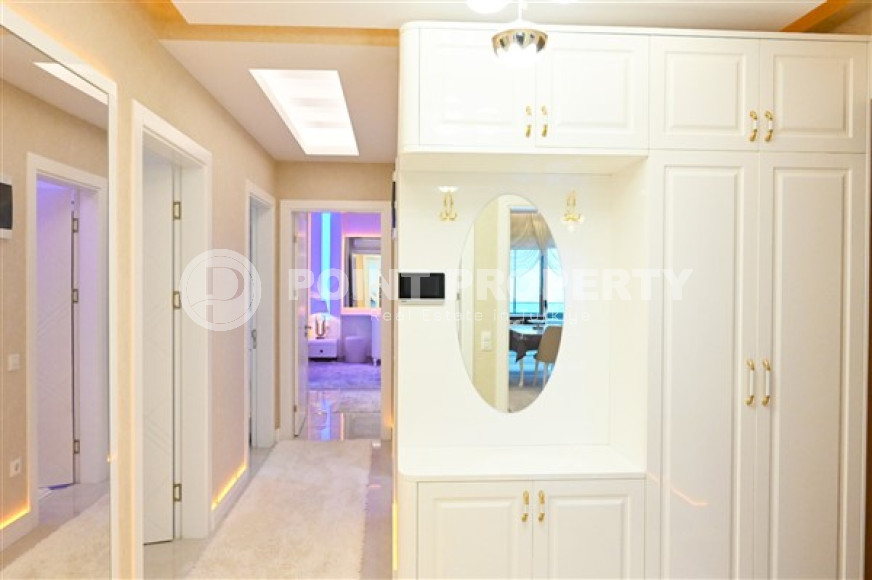 Elite four-room apartment 182 m2, in a 2021 complex with hotel infrastructure, Mahmutlar-id-2952-photo-2