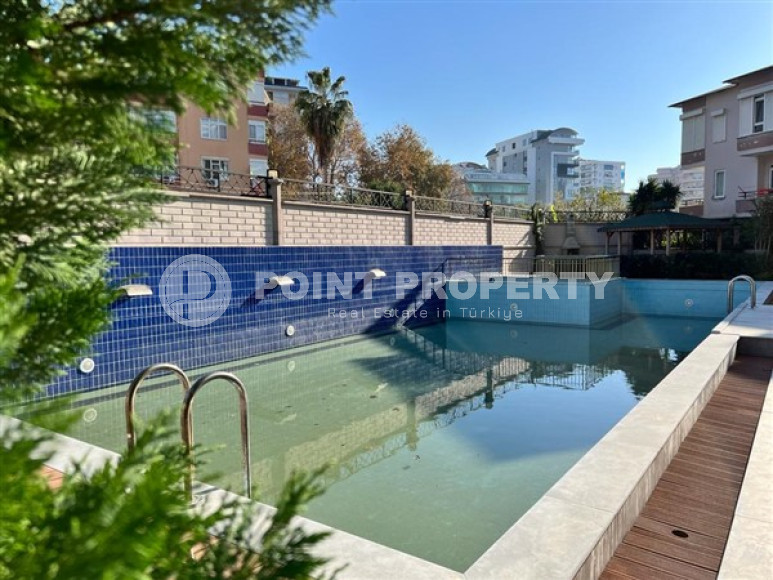 Comfortable three-room apartment of 120 m² with a separate kitchen, in the Mahmutlar area, Alanya-id-2953-photo-8