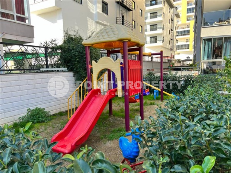 Comfortable three-room apartment of 120 m² with a separate kitchen, in the Mahmutlar area, Alanya-id-2953-photo-9