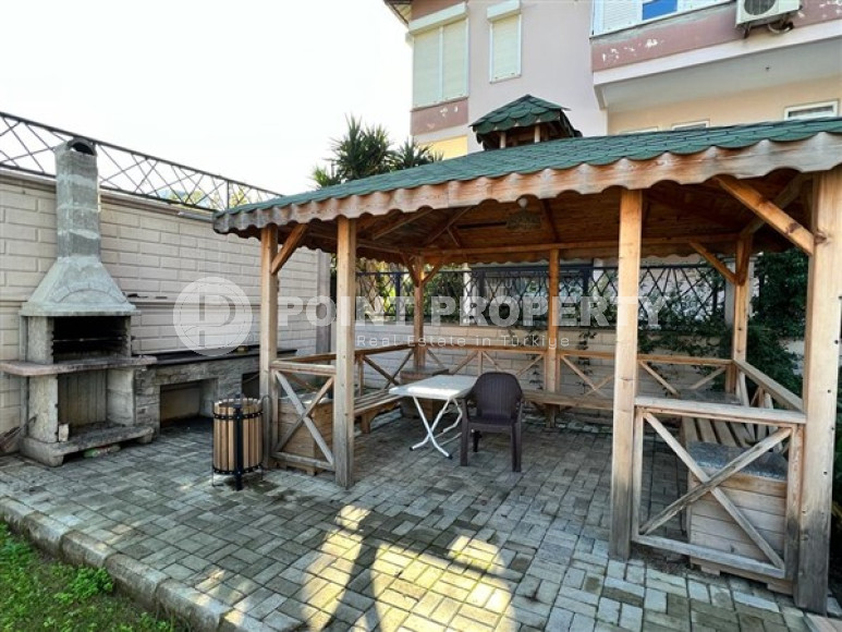 Comfortable three-room apartment of 120 m² with a separate kitchen, in the Mahmutlar area, Alanya-id-2953-photo-10