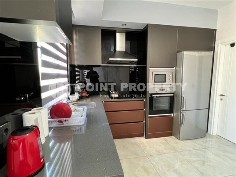 Comfortable three-room apartment of 120 m² with a separate kitchen, in the Mahmutlar area, Alanya-id-2953-photo-29