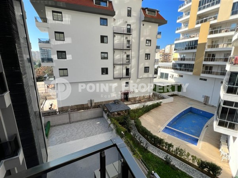 Comfortable three-room apartment of 120 m² with a separate kitchen, in the Mahmutlar area, Alanya-id-2953-photo-36