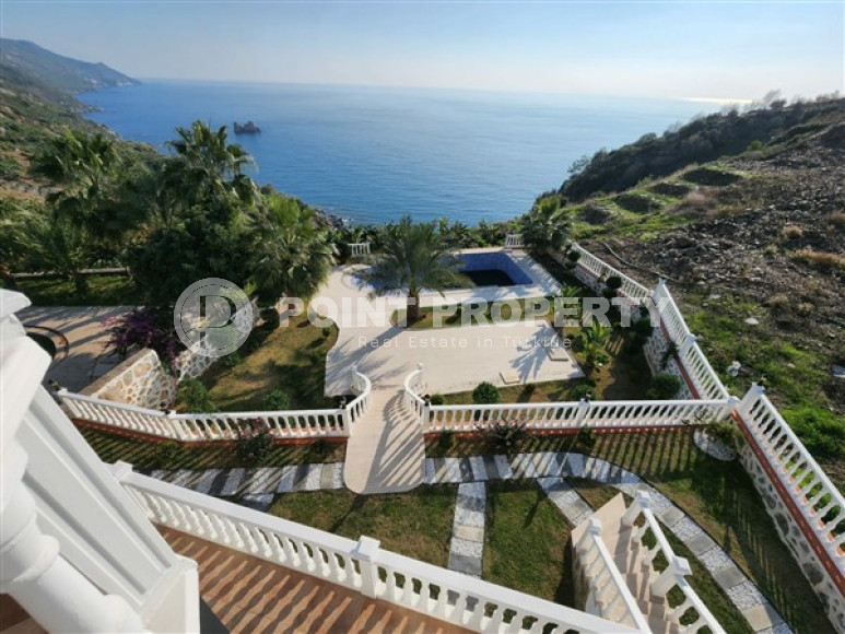 Дворцовая вилла площадью 350 м2, 2018 года постройки, в городе Газипаша-id-2963-фото-12