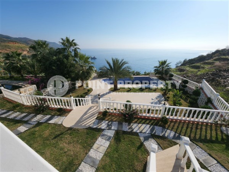 Дворцовая вилла площадью 350 м2, 2018 года постройки, в городе Газипаша-id-2963-фото-25