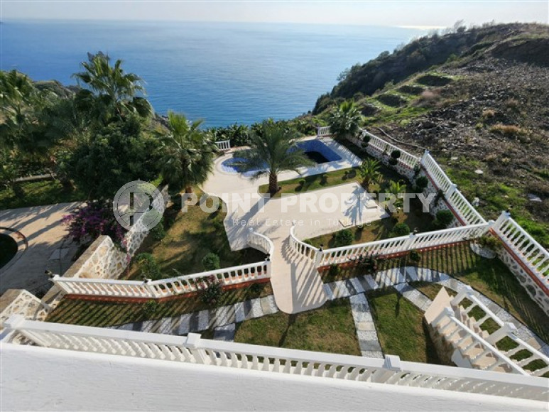 Дворцовая вилла площадью 350 м2, 2018 года постройки, в городе Газипаша-id-2963-фото-32