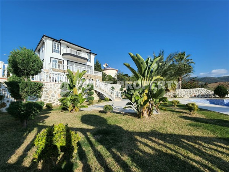 Дворцовая вилла площадью 350 м2, 2018 года постройки, в городе Газипаша-id-2963-фото-45