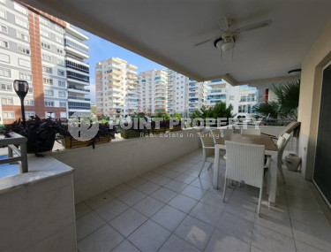 Spacious apartment of 135 m2 just 400 meters from the sea, Mahmutlar district, Alanya-id-2966-photo-4