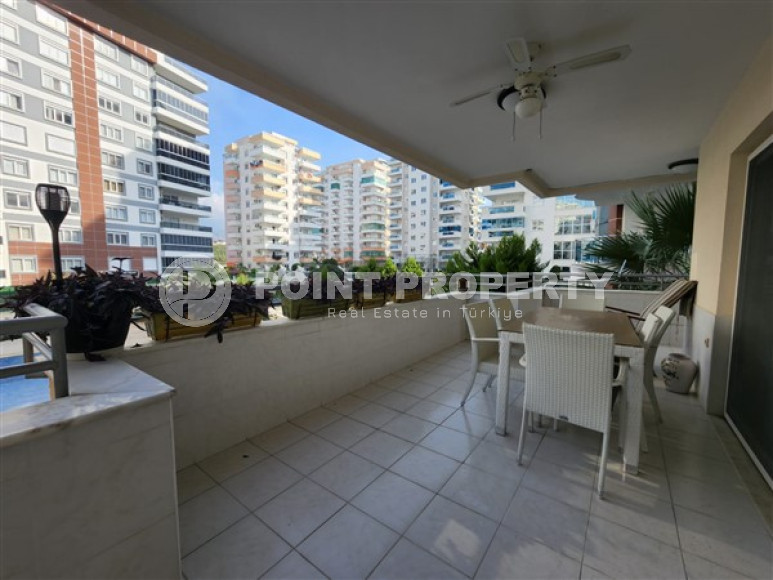 Вместительная квартира 135 м2 всего в 400 метрах от моря, район Махмутлар, Аланья-id-2966-фото-4