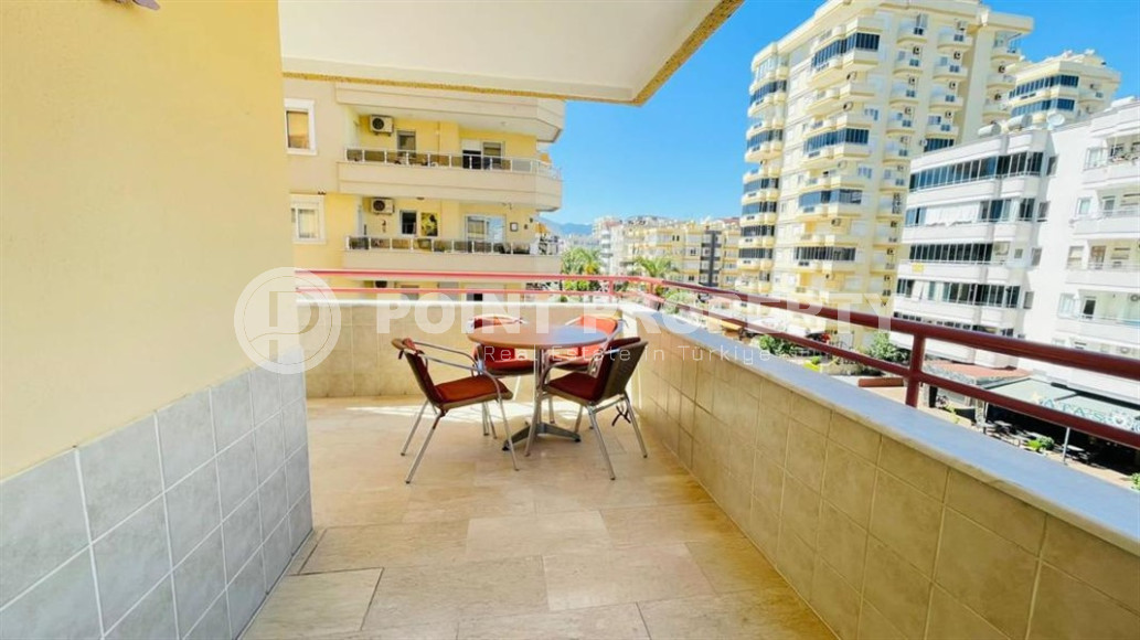 Large furnished three-room apartment, 130m², in a cozy complex on the first line in Mahmutlar-id-1262-photo-14