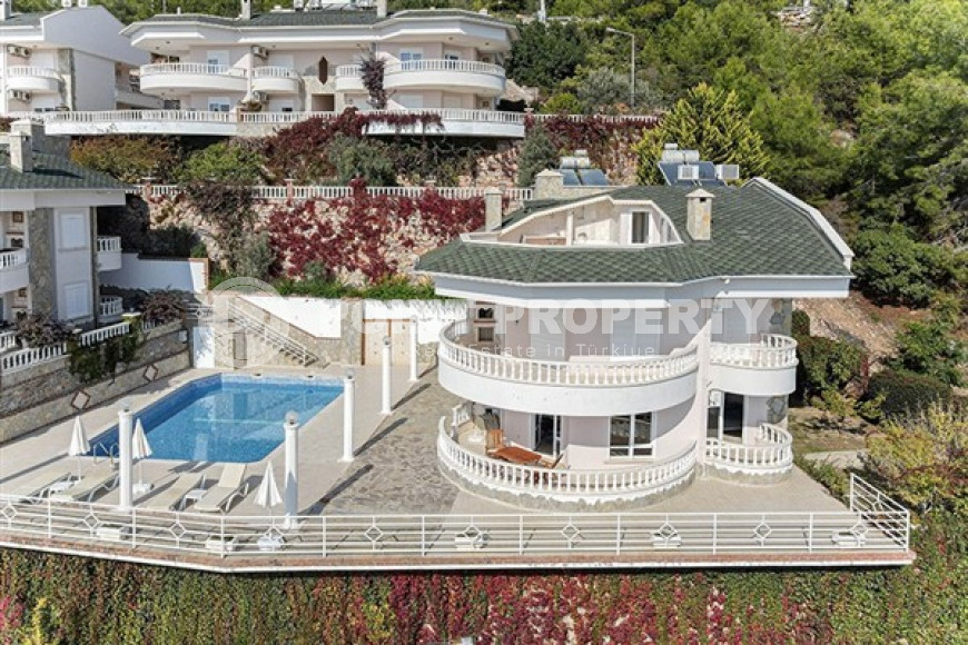 Квартира 2+1 в компактном элитном комплексе с шикарным видом, Аланья, Бекташ-id-2972-фото-6