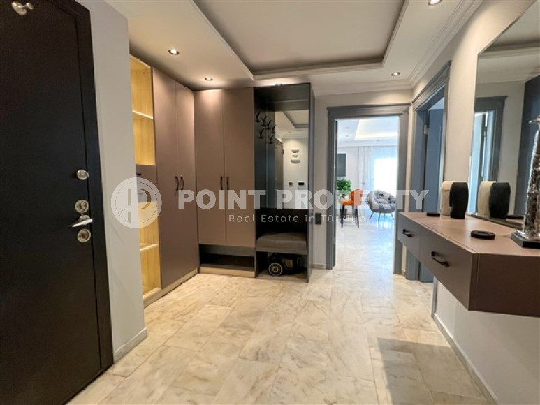 Comfortable apartment 90 m2 on the 10th floor of the complex, furnished, Mahmutlar, Alanya-id-2976-photo-11