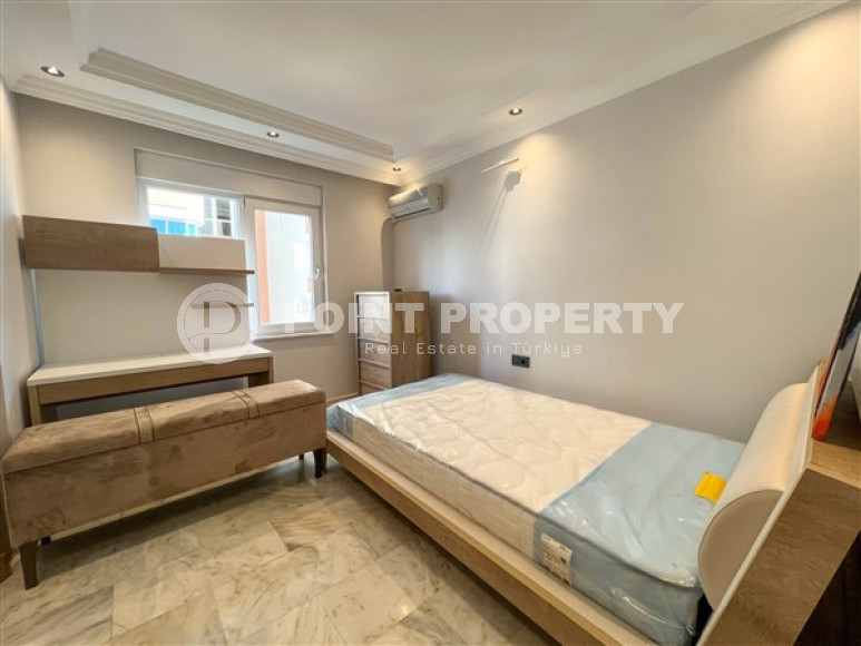 Comfortable apartment 90 m2 on the 10th floor of the complex, furnished, Mahmutlar, Alanya-id-2976-photo-16