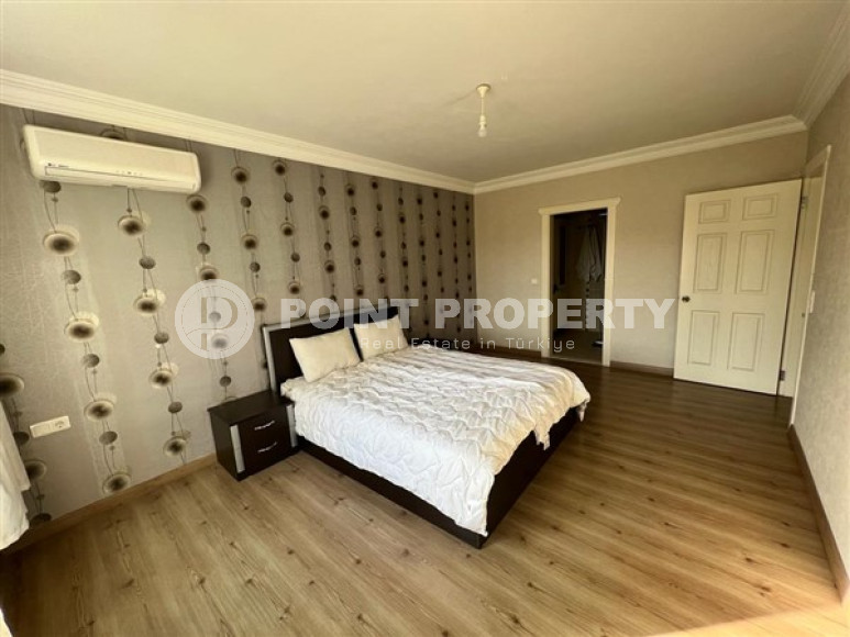 Просторные четырёхкомнатные апартаменты 180 м2 в 750 метрах от моря, район нижняя Оба-id-2977-фото-12