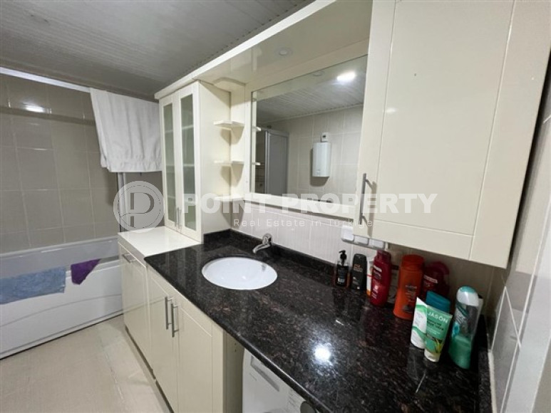 Просторные четырёхкомнатные апартаменты 180 м2 в 750 метрах от моря, район нижняя Оба-id-2977-фото-37