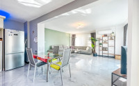 Stylish 2+1 apartment with sea views and fashionable renovation, Mahmutlar, Alanya-id-2979-photo-7