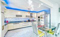 Stylish 2+1 apartment with sea views and fashionable renovation, Mahmutlar, Alanya-id-2979-photo-8