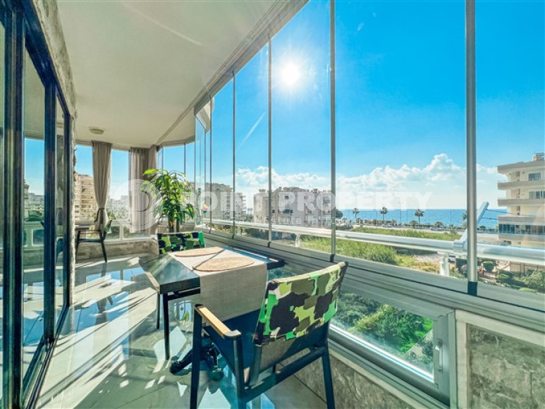 Stylish 2+1 apartment with sea views and fashionable renovation, Mahmutlar, Alanya-id-2979-photo-13