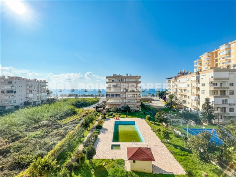 Stylish 2+1 apartment with sea views and fashionable renovation, Mahmutlar, Alanya-id-2979-photo-15