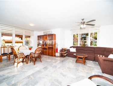 Триплексная вилла площадью 205 м2 с мебелью, район Конаклы, Аланья-id-2982-фото-3