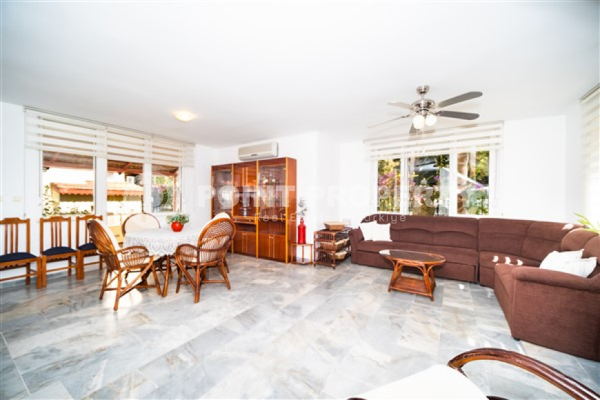 Триплексная вилла площадью 205 м2 с мебелью, район Конаклы, Аланья-id-2982-фото-3