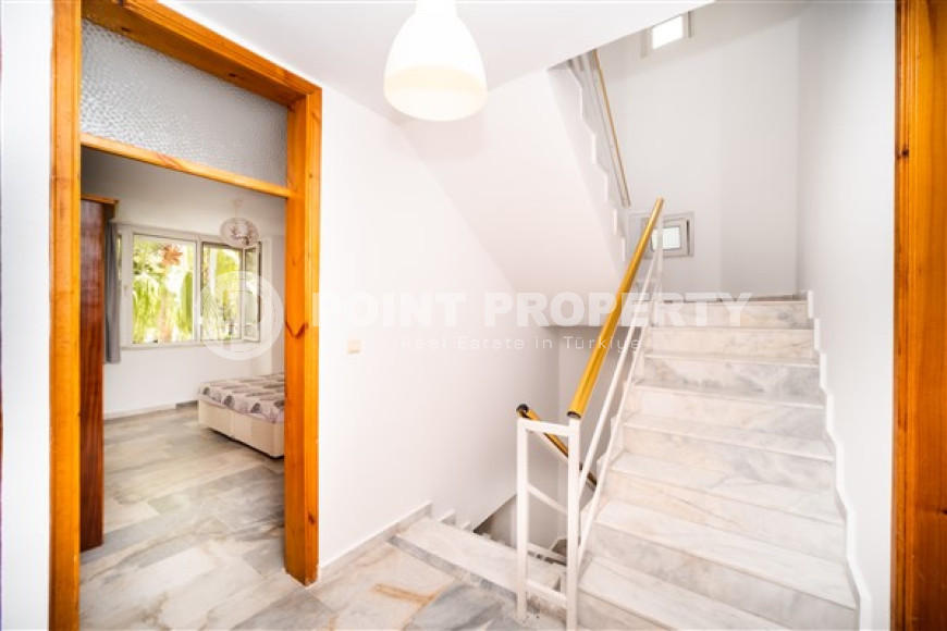 Триплексная вилла площадью 205 м2 с мебелью, район Конаклы, Аланья-id-2982-фото-11