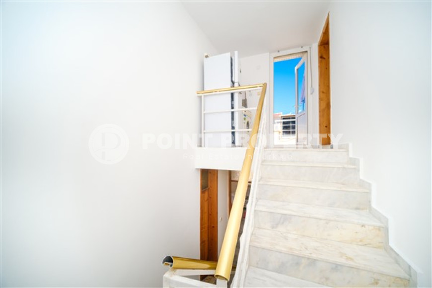 Триплексная вилла площадью 205 м2 с мебелью, район Конаклы, Аланья-id-2982-фото-20