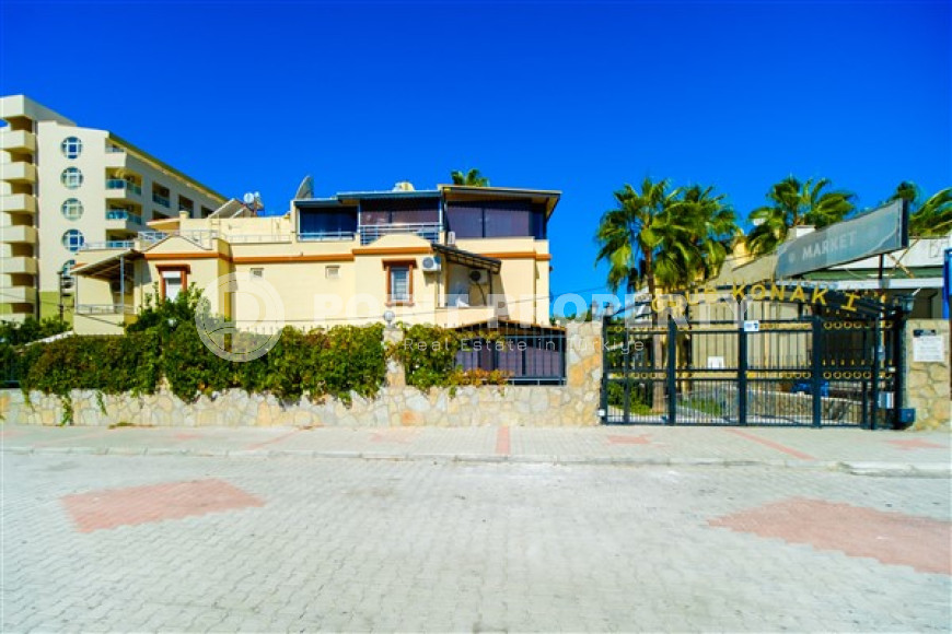 Триплексная вилла площадью 205 м2 с мебелью, район Конаклы, Аланья-id-2982-фото-32