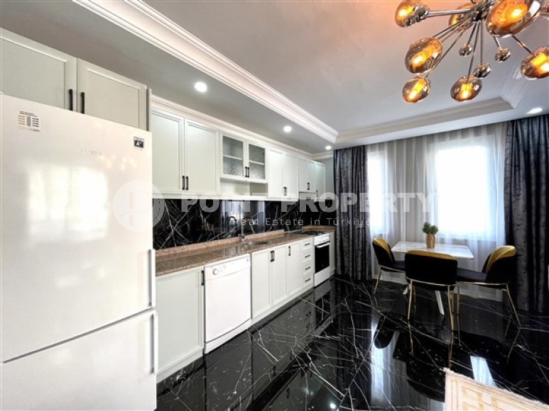 Готовые к проживанию трёхкомнатные апартаменты с двумя спальными комнатами в самом центре Аланьи, площадью 115 м2-id-2988-фото-17