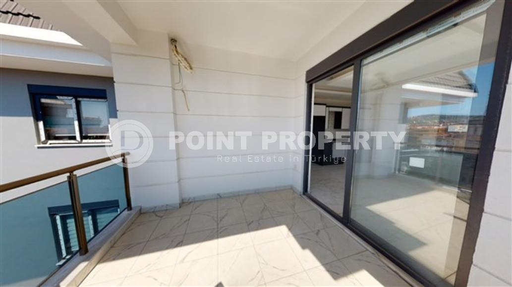 Недорогой двухуровневый пентхаус с ремонтом, в новом доме в центре Аланьи-id-2996-фото-5