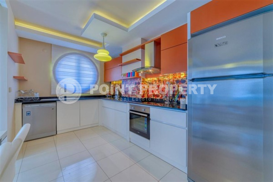 Fantastic three-room apartment of 120 m² with designer renovation, in an elite complex, Mahmutlar-id-2998-photo-7