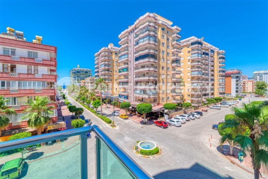 Fantastic three-room apartment of 120 m² with designer renovation, in an elite complex, Mahmutlar-id-2998-photo-21