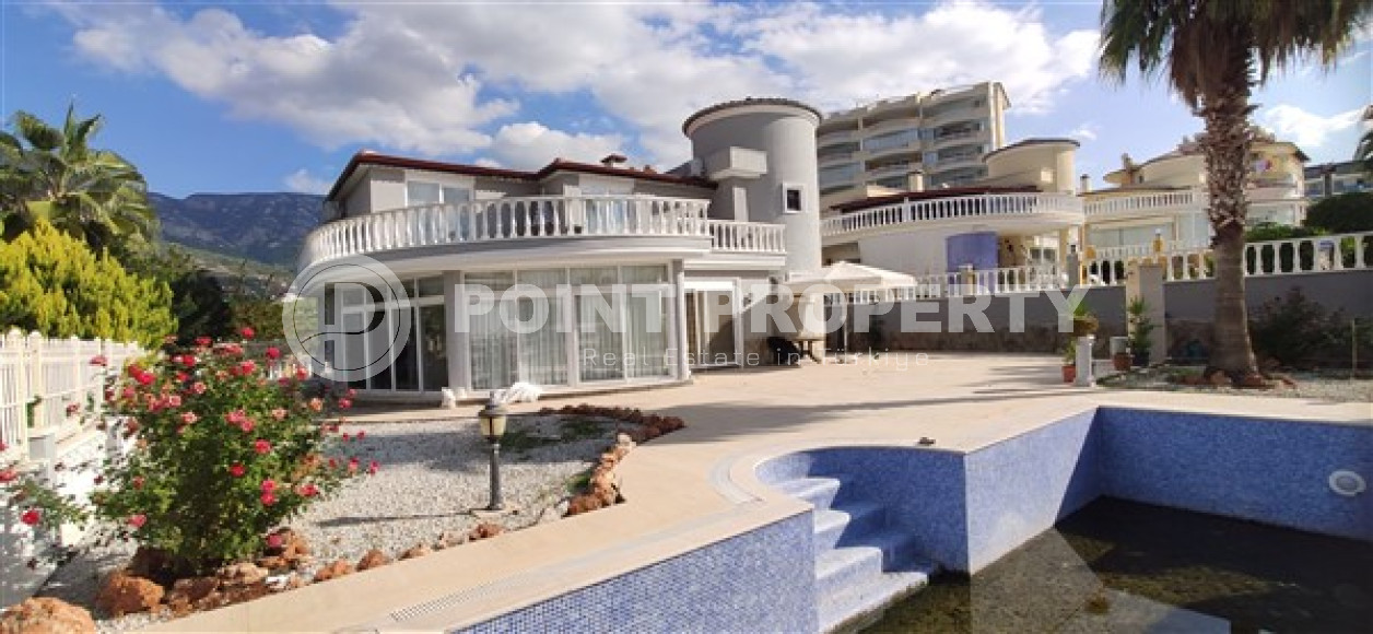 Уникальная дуплексная вилла 5+1 площадью 250 м2, район Махмутлар, Аланья-id-3002-фото-16