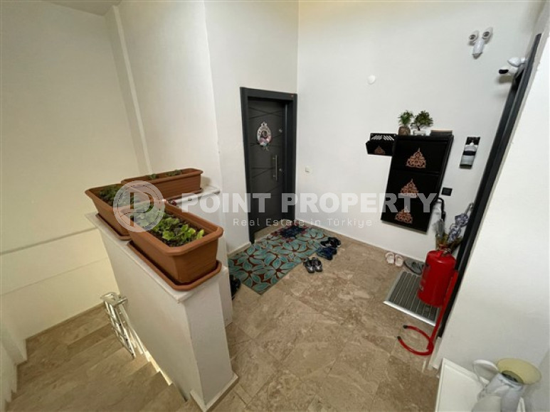 Двухуровневая квартира с собственной террасой и отдельной кухней, в новом доме, Конаклы, Аланья-id-3006-фото-8