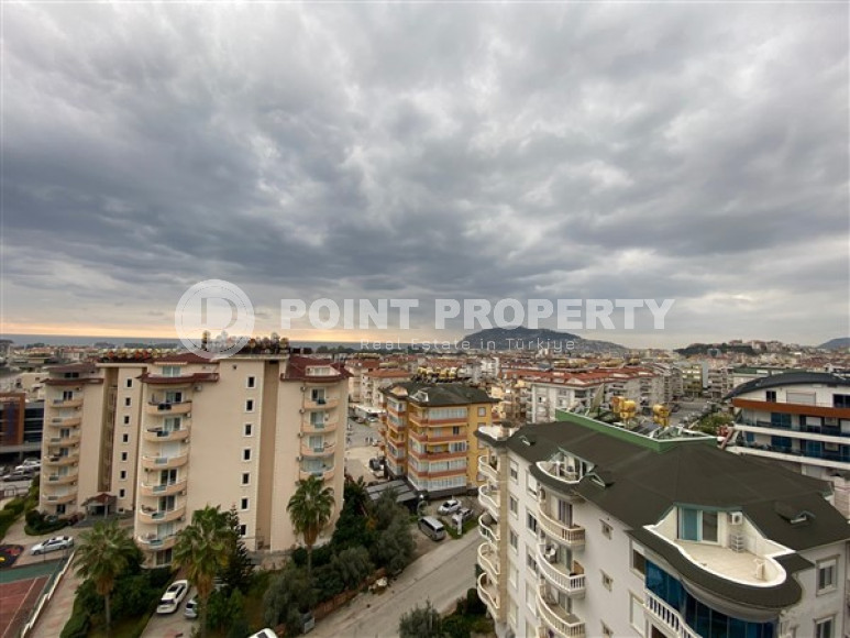 Luxury 2+1 apartment in Cikcilli, with modern renovation and views of the fortress, Alanya-id-3007-photo-2