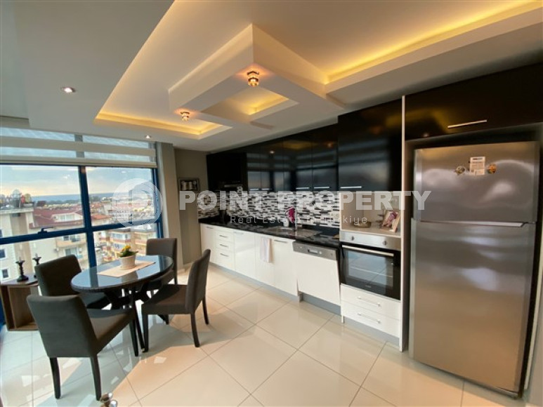 Luxury 2+1 apartment in Cikcilli, with modern renovation and views of the fortress, Alanya-id-3007-photo-9