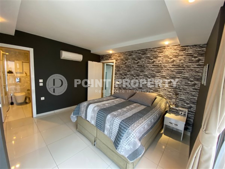 Luxury 2+1 apartment in Cikcilli, with modern renovation and views of the fortress, Alanya-id-3007-photo-12