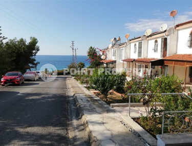 Two-storey villa 90 m² by the sea, with its own garden, Kargicak, Alanya-id-3009-photo-1