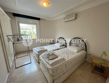 Респектабельная и просторная вилла 3+1 в Махмутларе, в комплексе с инфраструктурой и охраной, Аланья-id-3012-фото-2