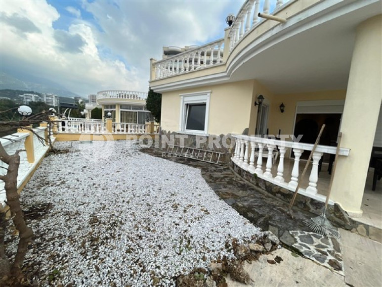 Респектабельная и просторная вилла 3+1 в Махмутларе, в комплексе с инфраструктурой и охраной, Аланья-id-3012-фото-8