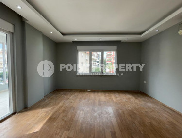 Прекрасная трёхкомнатная квартира 110 м² с отдельной кухней, центр, Аланья-id-3011-фото-3